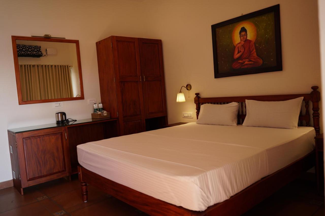 Buddha Beach Hotel โกวาลัม ภายนอก รูปภาพ
