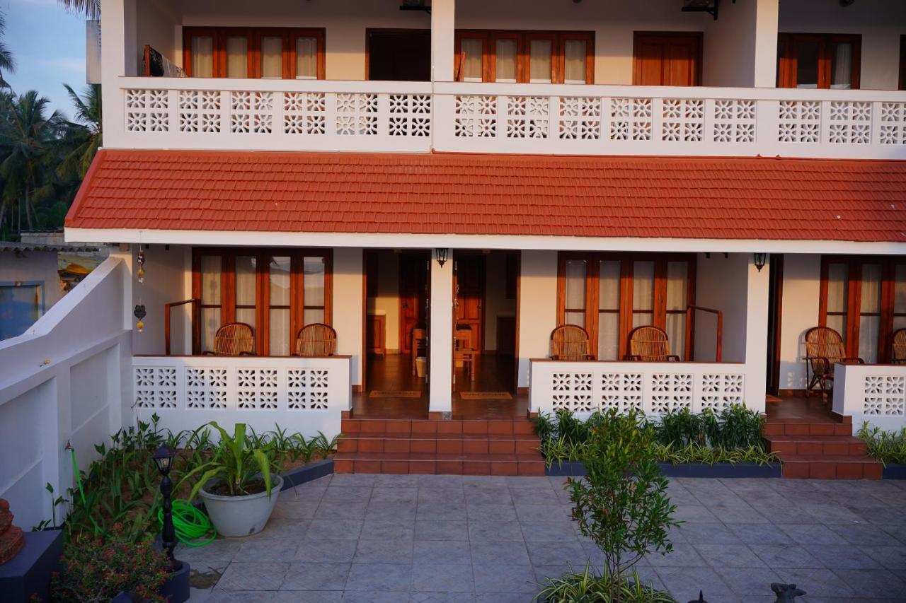 Buddha Beach Hotel โกวาลัม ภายนอก รูปภาพ