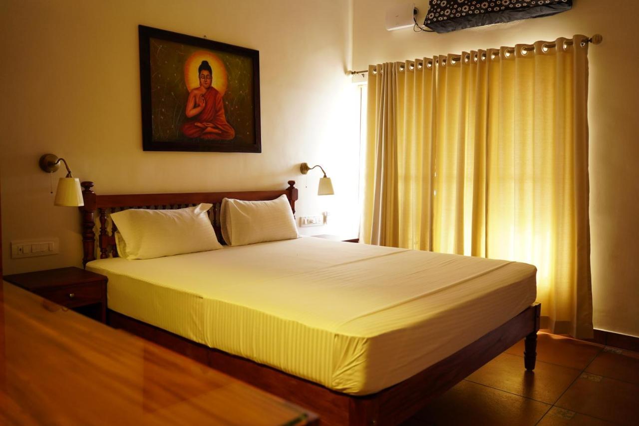 Buddha Beach Hotel โกวาลัม ภายนอก รูปภาพ