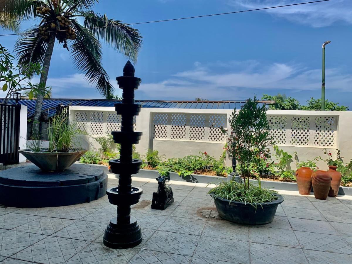 Buddha Beach Hotel โกวาลัม ภายนอก รูปภาพ