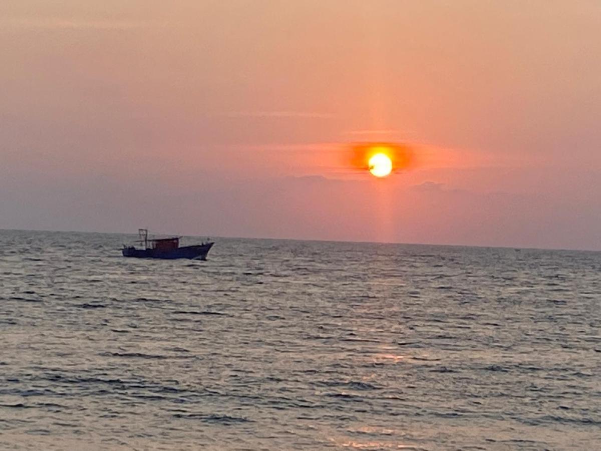Buddha Beach Hotel โกวาลัม ภายนอก รูปภาพ
