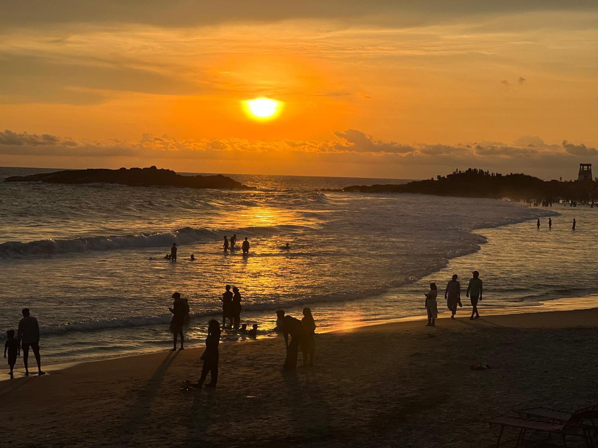 Buddha Beach Hotel โกวาลัม ภายนอก รูปภาพ